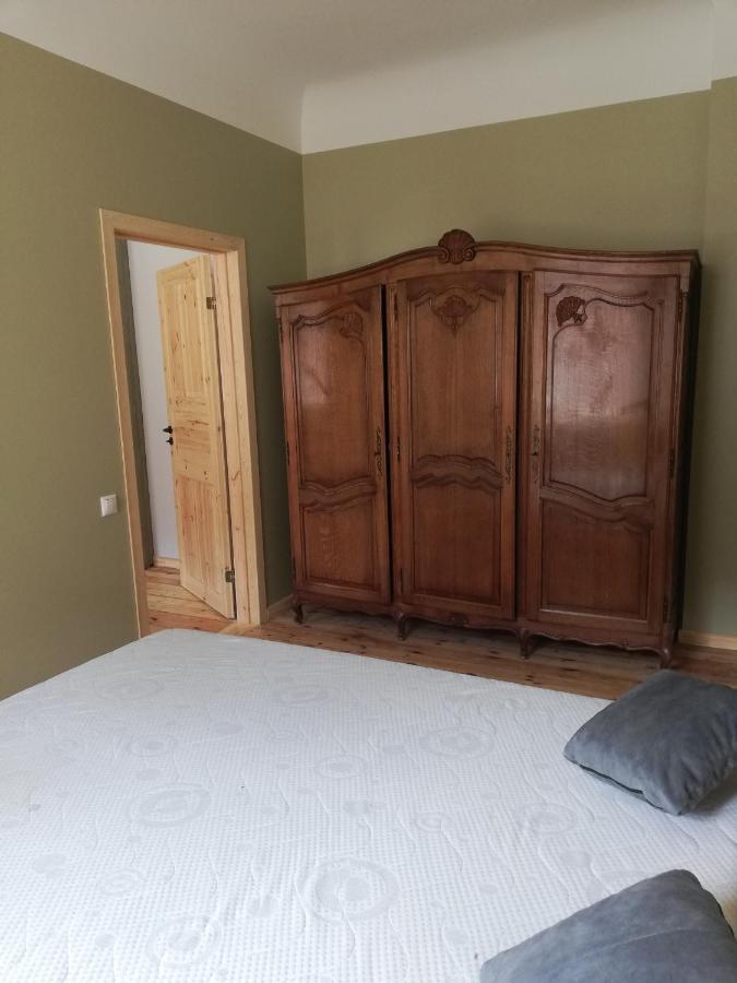 Historic Apartment With Wooden Floors In The Hearth Of Old-Town リガ エクステリア 写真