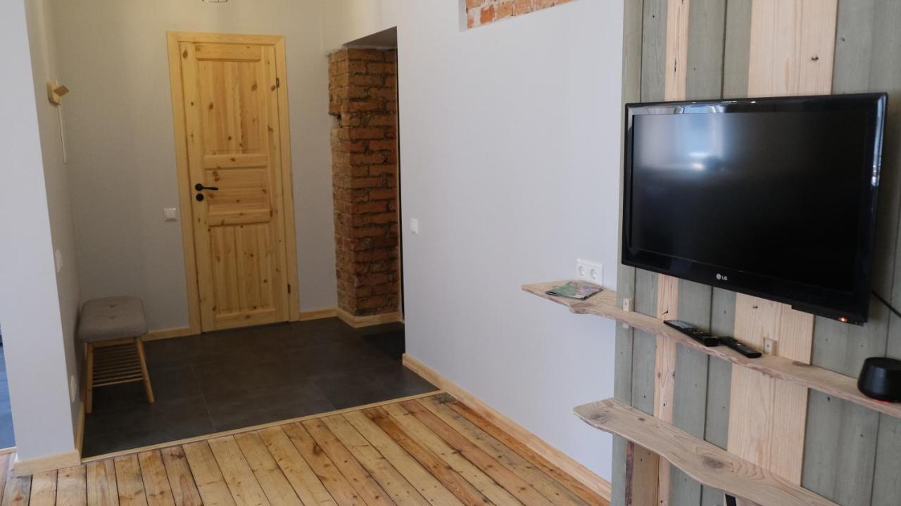 Historic Apartment With Wooden Floors In The Hearth Of Old-Town リガ エクステリア 写真
